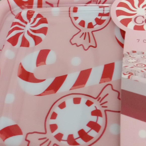 Holiday Food Storage Set . Set Of 7 New - Picture 4 of 6